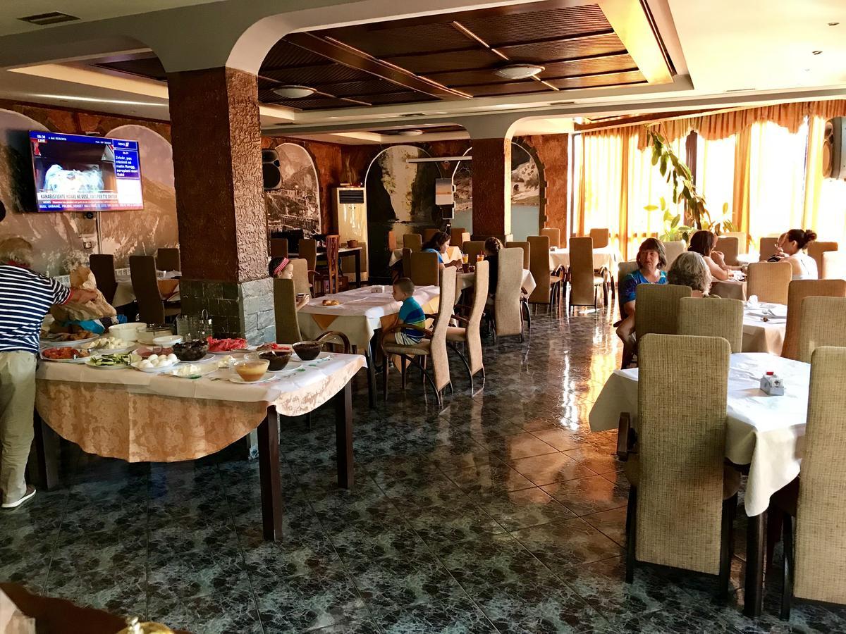 Hotel Ramis & Outdoor Sports Center Përmet