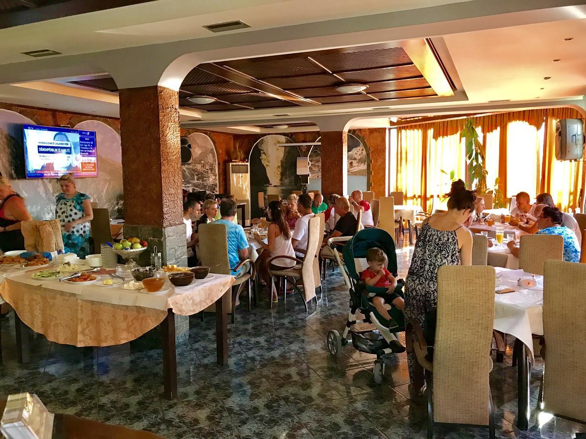 Ramis & Outdoor Sports Center Hotel